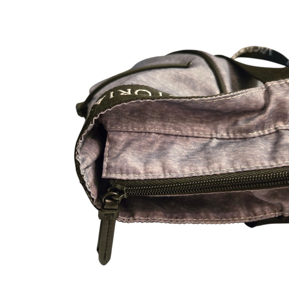 Victoria's Secret Sport Cinch Tote Gray Marl Water Resistant Zip Travel Gym Bag - Picture 6 of 10